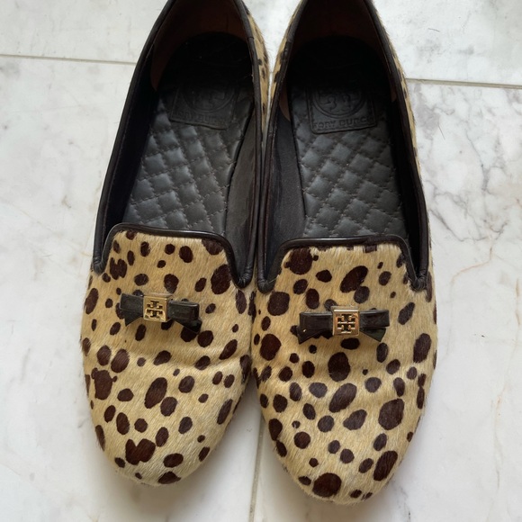 tory burch leopard loafers